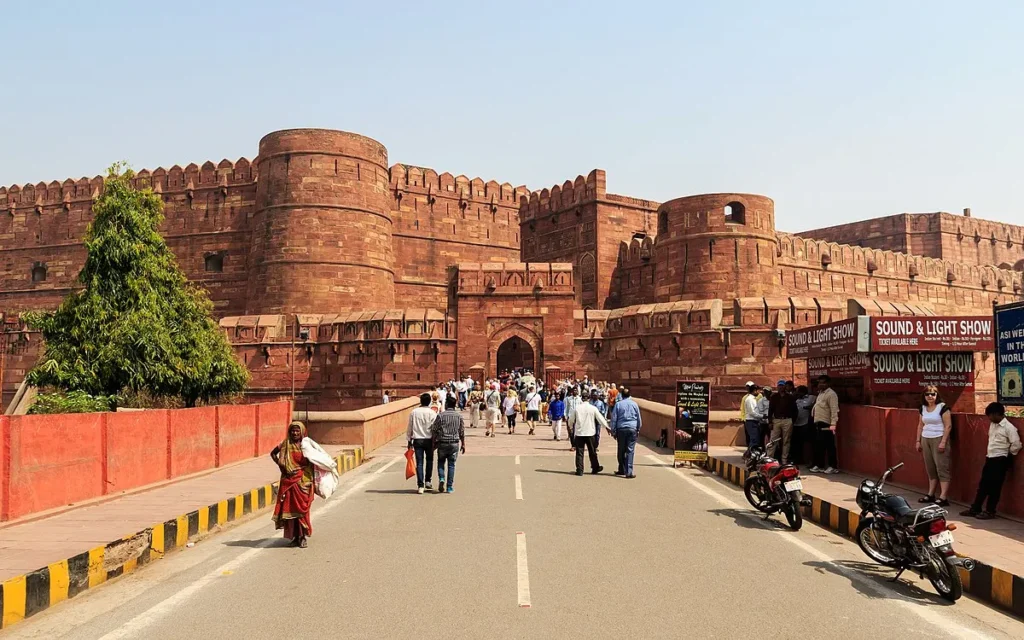 Agra red fort